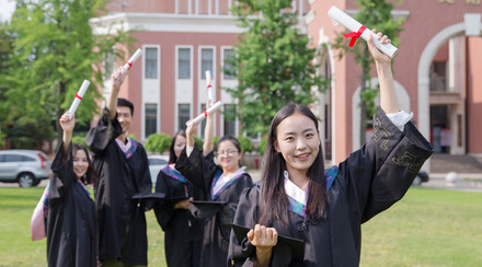 大学生无息贷款怎么申请